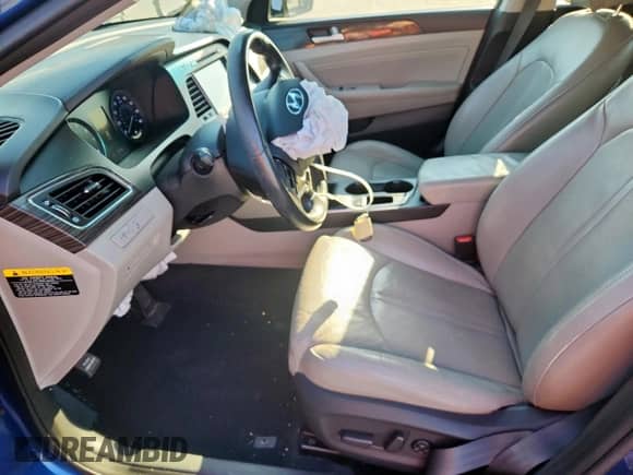 2015 Hyundai Sonata Limited with VIN 5NPE34AF3FH053388, listed as a Copart auction lot 81908985 with 89,735 mi miles and Salvage title. Bid and sale history available at DreamBid. Image 7.