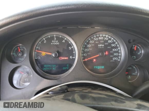 2010 Chevrolet Suburban LT with VIN 1GNUCJE03AR250327, listed as a Copart auction lot 73121334 with 147,909 mi miles and Salvage title. Bid and sale history available at DreamBid. Image 9.