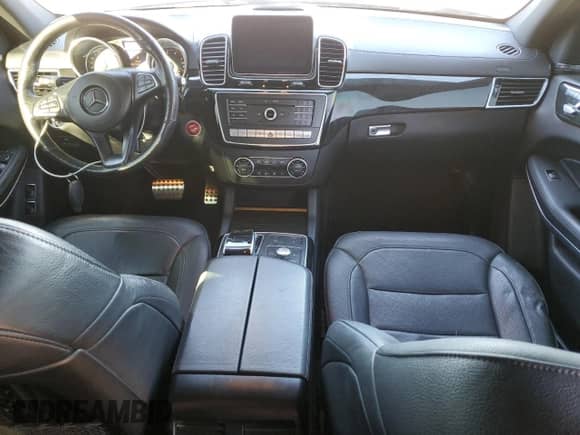 2017 Mercedes-Benz GLS 550 with VIN 4JGDF7DE9HA810663, listed as a Copart auction lot 86442215 with 92,253 mi miles and Salvage title. Bid and sale history available at DreamBid. Image 8.