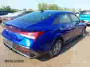 2025 Hyundai Elantra SE z VIN KMHLL4DG5SU992422, wystawiony jako IAAI lot #42858764 z przebiegiem 4 527 mil mil oraz . Historia ofert i sprzedaży dostępna na DreamBid. Obrazek 4.