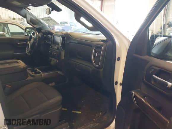 2020 Chevrolet Silverado 1500 LT Trail Boss z VIN 1GCPYFED4LZ321383, wystawiony jako IAAI lot #43285834 z przebiegiem 201 627 mil mil oraz . Historia ofert i sprzedaży dostępna na DreamBid. Obrazek 5.