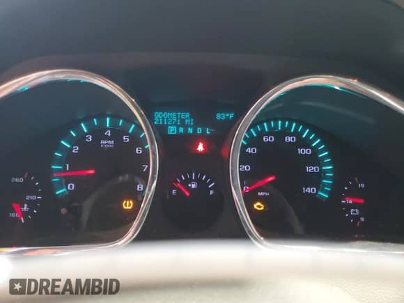 2011 Chevrolet Traverse LS with VIN 1GNKVFED7BJ141516, listed as a Copart auction lot 81250945 with 211,271 mi miles and Clean title. Bid and sale history available at DreamBid. Image 9.