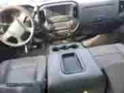 2018 Chevrolet Silverado 2500HD z VIN 1GC2KUEY1JZ234895, wystawiony jako Copart lot #44267675 z przebiegiem 192 144 mil mil oraz Szkoda całkowita • Salvage title. Historia ofert i sprzedaży dostępna na DreamBid. Obrazek 8.
