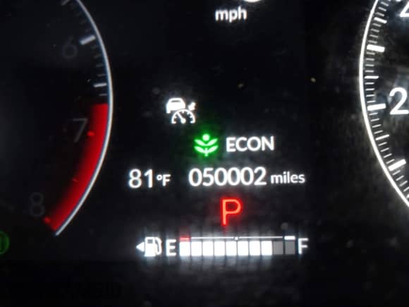2025 Honda HR-V LX с VIN 3CZRZ1H35SM700978, выставлен на аукционе IAAI как лот 42939198 с пробегом 50 002 миль миль и . История ставок и продаж доступна на DreamBid. Изображение 15.