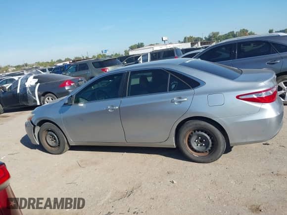 2017 Toyota Camry XLE с VIN 4T1BF1FK8HU360509, выставлен на аукционе IAAI как лот 43334452 с пробегом 182 909 миль миль и . История ставок и продаж доступна на DreamBid. Изображение 14.