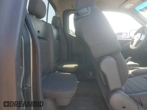 2005 Nissan Frontier SE with VIN 1N6AD06U85C465325, listed as a Copart auction lot 63933605 with 266,550 mi miles and Salvage title. Bid and sale history available at DreamBid. Image 10.