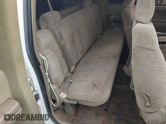 1998 GMC Sierra 1500 с VIN 2GTEC19R7W1537272, выставлен на аукционе IAAI как лот 43225727 с пробегом 251 502 миль миль и . История ставок и продаж доступна на DreamBid. Изображение 8.
