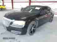 2011 Chrysler 300 с VIN 2C3CA4CG0BH523595, выставлен на аукционе IAAI как лот 43508897 с пробегом 218 913 миль миль и . История ставок и продаж доступна на DreamBid. Изображение 2.