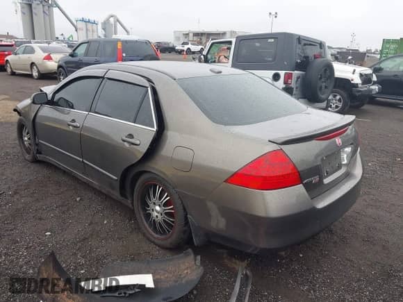 2006 Honda Accord EX-L with VIN 1HGCM65516A006628, listed as a IAAI auction lot 43207614 with 169,260 mi miles and . Bid and sale history available at DreamBid. Image 1.