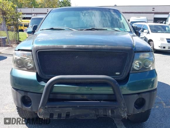 2007 Ford F-150 XLT with VIN 1FTPX14V67NA07991, listed as a IAAI auction lot 43329701 with 235,724 mi miles and . Bid and sale history available at DreamBid. Image 15.