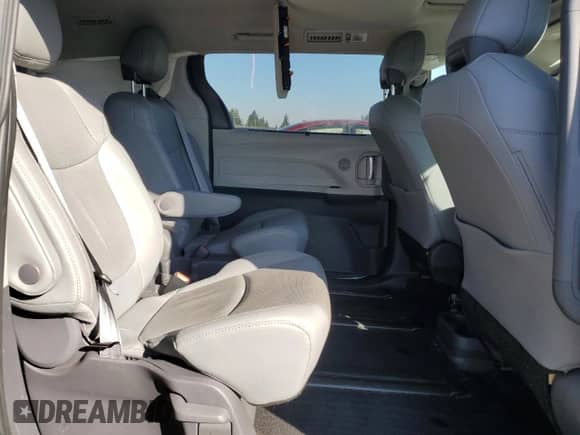 2021 Toyota Sienna Limited with VIN 5TDZSKFCXMS023058, listed as a Copart auction lot 84897725 with 60,002 mi miles and Salvage title. Bid and sale history available at DreamBid. Image 11.