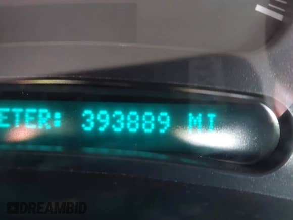 2003 Chevrolet Silverado 1500 LT с VIN 2GCEK19T031248177, выставлен на аукционе IAAI как лот 41956985 с пробегом 393 889 миль миль и . История ставок и продаж доступна на DreamBid. Изображение 15.