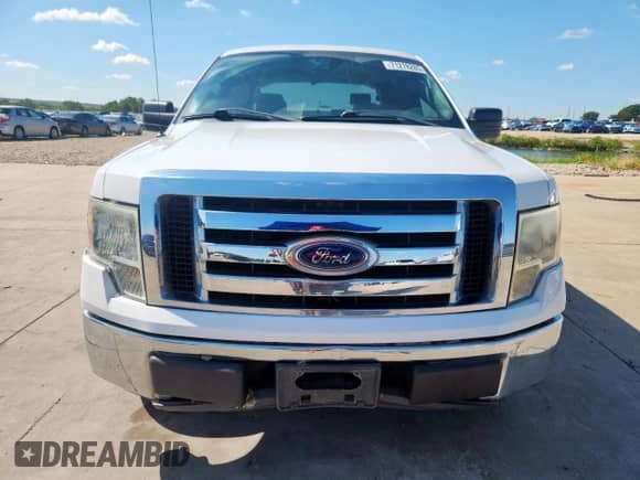 2009 Ford F-150 XL z VIN 1FTRW12899FA05786, wystawiony jako Copart lot #71278285 z przebiegiem 101 047 mil mil oraz Czysty tytuł • Clean title. Historia ofert i sprzedaży dostępna na DreamBid. Obrazek 5.