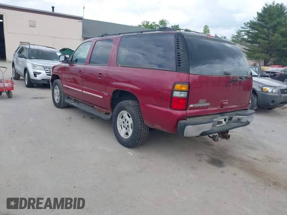 2006 Chevrolet Suburban LS with VIN 1GNFK16Z96J168813, listed as a IAAI auction lot 42392803 with 163,052 mi miles and . Bid and sale history available at DreamBid. Image 3.