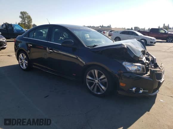 2014 Chevrolet Cruze LTZ with VIN 1G1PG5SB0E7375027, listed as a Copart auction lot 82135075 with 76,796 mi miles and Salvage title. Bid and sale history available at DreamBid. Image 4.