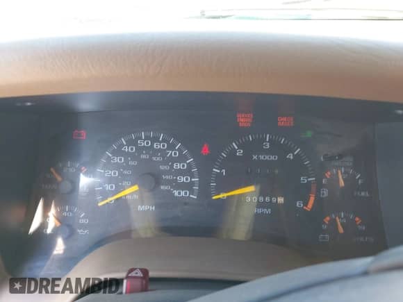 1997 Chevrolet Blazer LS z VIN 1GNDT13W8V2135390, wystawiony jako IAAI lot #43400178 z przebiegiem 130 869 mil mil oraz . Historia ofert i sprzedaży dostępna na DreamBid. Obrazek 7.