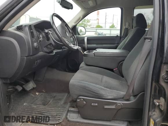 2008 Chevrolet Silverado 2500HD LTZ с VIN 1GCHK23K48F112282, выставлен на аукционе Copart как лот 57614805 с пробегом 190 322 миль миль и Чистый • Clean title. История ставок и продаж доступна на DreamBid. Изображение 7.