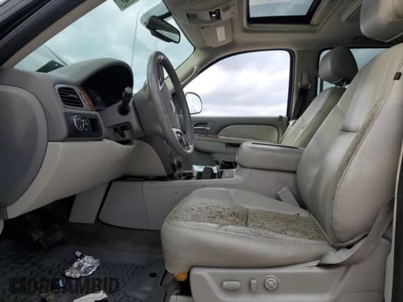 2013 Chevrolet Avalanche LTZ с VIN 3GNMCGE0XDG265270, выставлен на аукционе Copart как лот 42167925 с пробегом 108 153 миль миль и Списание • Salvage title. История ставок и продаж доступна на DreamBid. Изображение 7.