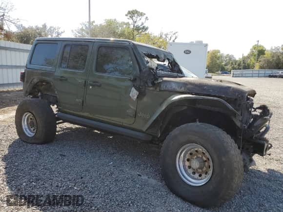 2021 Jeep Wrangler Unlimited Rubicon 392 с VIN 1C4JJXSJXMW735622, выставлен на аукционе Copart как лот 43009305 с пробегом Не указан миль и Списание • Salvage title. История ставок и продаж доступна на DreamBid. Изображение 4.