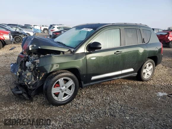 2010 Jeep Compass Latitude с VIN 1J4NF1FB4AD629252, выставлен на аукционе Copart как лот 83090274 с пробегом Не указан миль и Списание • Salvage title. История ставок и продаж доступна на DreamBid. Изображение 1.