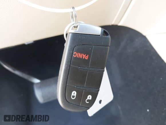 2021 Jeep Grand Cherokee Laredo E with VIN 1C4RJEAG6MC719089, listed as a IAAI auction lot 39290041 with 44,726 mi miles and . Bid and sale history available at DreamBid. Image 11.