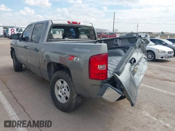 2008 Chevrolet Silverado 1500 LTZ с VIN 2GCEK13M281132553, выставлен на аукционе IAAI как лот 43404240 с пробегом 191 343 миль миль и . История ставок и продаж доступна на DreamBid. Изображение 3.