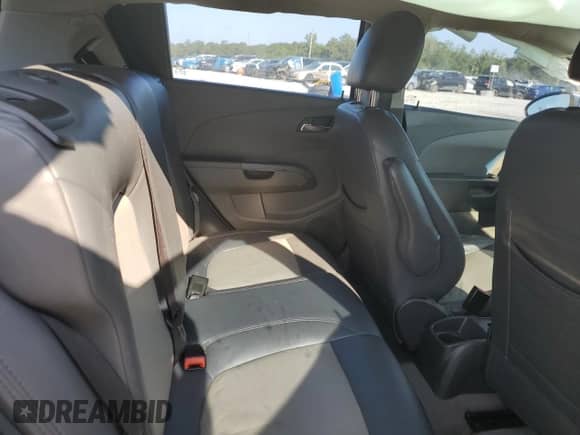 2012 Chevrolet Sonic LT z VIN 1G1JD6SH1C4197474, wystawiony jako Copart lot #69278695 z przebiegiem 144 790 mil mil oraz Szkoda całkowita • Salvage title. Historia ofert i sprzedaży dostępna na DreamBid. Obrazek 10.