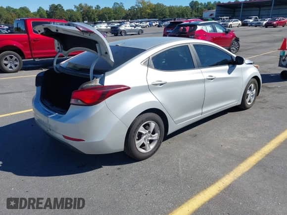 2015 Hyundai Elantra SE с VIN 5NPDH4AE2FH579399, выставлен на аукционе IAAI как лот 43498759 с пробегом 111 260 миль миль и . История ставок и продаж доступна на DreamBid. Изображение 4.