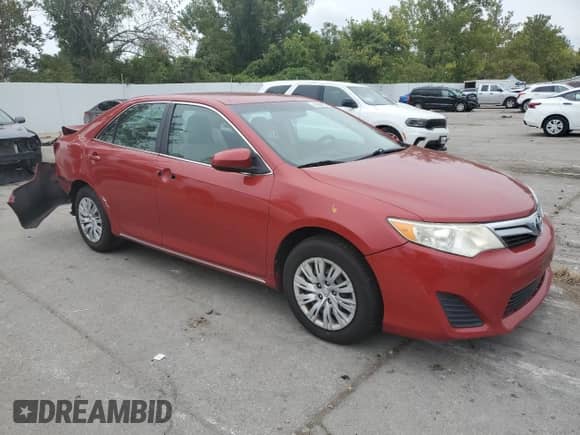 2012 Toyota Camry LE z VIN 4T4BF1FKXCR197151, wystawiony jako Copart lot #81509755 z przebiegiem 238 828 mil mil oraz Szkoda całkowita • Salvage title. Historia ofert i sprzedaży dostępna na DreamBid. Obrazek 4.