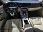 2012 Volvo S60 T5 с VIN YV1622FS2C2109460, выставлен на аукционе Copart как лот 81159315 с пробегом 147 743 миль миль и Списание • Salvage title. История ставок и продаж доступна на DreamBid. Изображение 8.