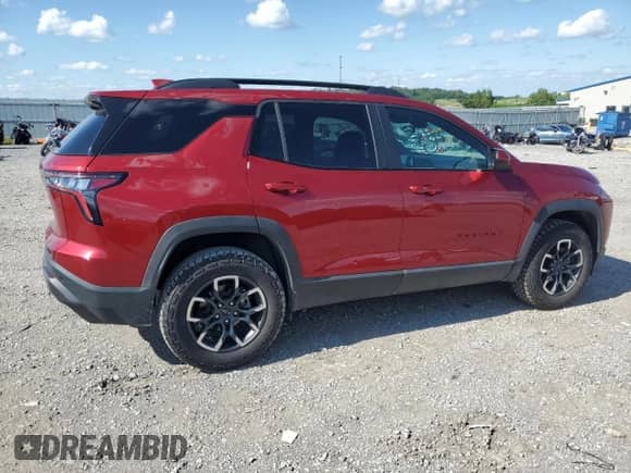 2025 Chevrolet Equinox FWD ACTIV z VIN 3GNAXKEG0SL145943, wystawiony jako Copart lot #61814415 z przebiegiem 13 375 mil mil oraz Szkoda całkowita • Salvage title. Historia ofert i sprzedaży dostępna na DreamBid. Obrazek 3.