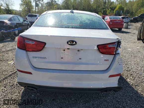 2015 Kia Optima LX z VIN 5XXGM4A73FG436046, wystawiony jako Copart lot #84183685 z przebiegiem 22 621 mil mil oraz Nie do naprawy • Non repairable. Historia ofert i sprzedaży dostępna na DreamBid. Obrazek 6.