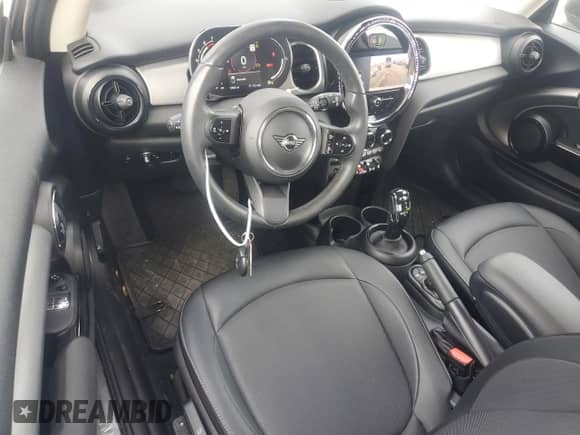 2022 MINI Hardtop Cooper with VIN WMW33DH07N2P64310, listed as a Copart auction lot 89850335 with 17,503 mi miles and Salvage title. Bid and sale history available at DreamBid. Image 8.