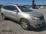 2014 Chevrolet Traverse LT с VIN 1GNKVHKD3EJ107979, выставлен на аукционе Copart как лот 70590855 с пробегом 240 853 миль миль и Списание • Salvage title. История ставок и продаж доступна на DreamBid. Изображение 4.