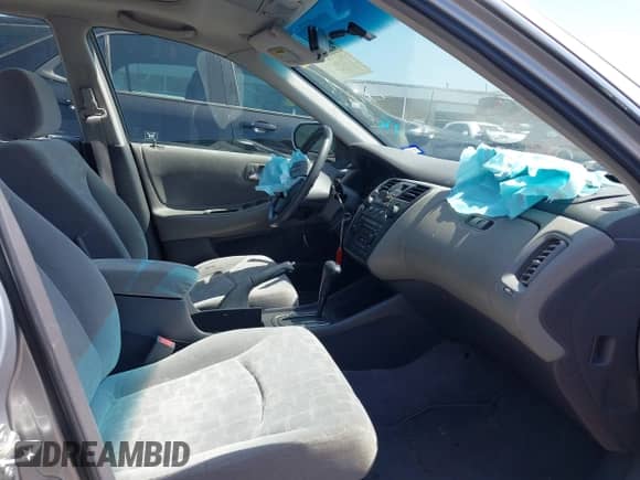 2001 Honda Accord EX with VIN JHMCG566X1C013791, listed as a IAAI auction lot 42548024 with 115,100 mi miles and . Bid and sale history available at DreamBid. Image 5.