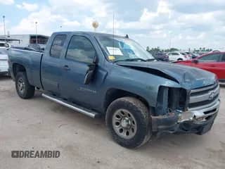 2010 Chevrolet Silverado 1500 LS с VIN 1GCSCREA2AZ285108, выставлен на аукционе IAAI как лот 43139071 с пробегом 199 658 миль миль и . История ставок и продаж доступна на DreamBid. Изображение 1.