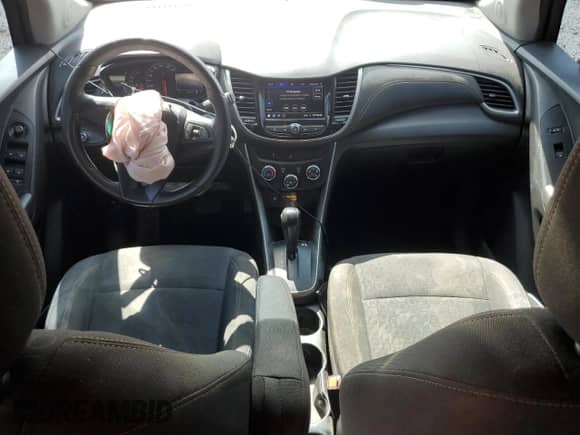 2020 Chevrolet Trax LS с VIN KL7CJNSB1LB331570, выставлен на аукционе Copart как лот 69624755 с пробегом 94 453 миль миль и На запчасти • Non repairable. История ставок и продаж доступна на DreamBid. Изображение 8.