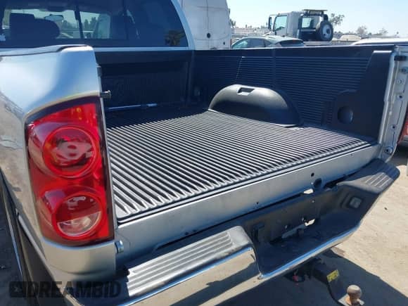 2008 Dodge 1500 ST with VIN 1D7HA18298J102677, listed as a IAAI auction lot 43379150 with 136,078 mi miles and . Bid and sale history available at DreamBid. Image 6.