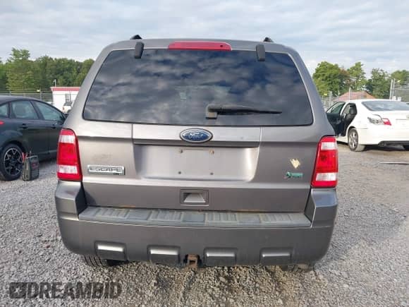2011 Ford Escape XLT с VIN 1FMCU9DG1BKA67433, выставлен на аукционе IAAI как лот 43118413 с пробегом 117 135 миль миль и . История ставок и продаж доступна на DreamBid. Изображение 16.