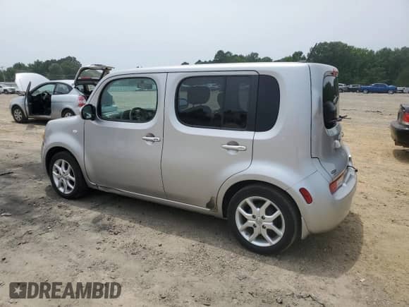 2010 Nissan Cube S с VIN JN8AZ2KRXAT163809, выставлен на аукционе Copart как лот 59946555 с пробегом 135 776 миль миль и Списание • Salvage title. История ставок и продаж доступна на DreamBid. Изображение 2.