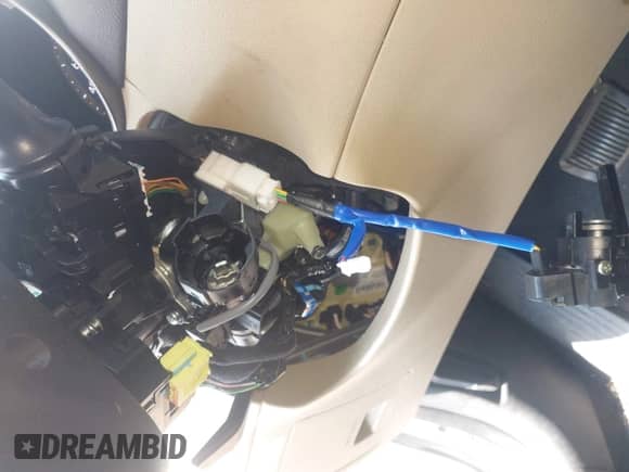 2013 Hyundai Elantra GLS с VIN 5NPDH4AE0DH317619, выставлен на аукционе IAAI как лот 42881047 с пробегом 132 353 миль миль и . История ставок и продаж доступна на DreamBid. Изображение 13.