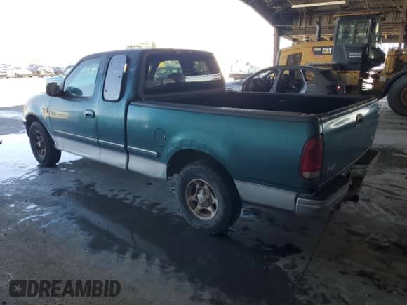 1998 Ford F-150 z VIN 1FTZX176XWKB29119, wystawiony jako Copart lot #84736425 z przebiegiem 199 848 mil mil oraz Czysty tytuł • Clean title. Historia ofert i sprzedaży dostępna na DreamBid. Obrazek 2.