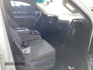 2017 Chevrolet Silverado 1500 Work Truck z VIN 3GCUKNEH0HG462315, wystawiony jako IAAI lot #43161976 z przebiegiem 237 687 mil mil oraz . Historia ofert i sprzedaży dostępna na DreamBid. Obrazek 5.