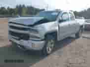 2016 Chevrolet Silverado 1500 LT z VIN 1GCVKRECXGZ221862, wystawiony jako IAAI lot #43234455 z przebiegiem 37 231 mil mil oraz . Historia ofert i sprzedaży dostępna na DreamBid. Obrazek 17.