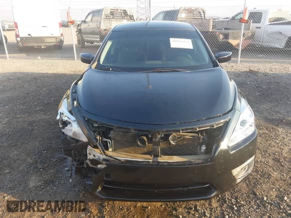 2015 Nissan Altima S z VIN 1N4AL3AP2FC228281, wystawiony jako IAAI lot #43253323 z przebiegiem 157 843 mil mil oraz . Historia ofert i sprzedaży dostępna na DreamBid. Obrazek 13.