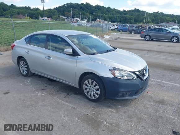 2017 Nissan Sentra SR с VIN 3N1AB7AP5HY293384, выставлен на аукционе IAAI как лот 43029423 с пробегом 142 261 миль миль и . История ставок и продаж доступна на DreamBid. Изображение 1.