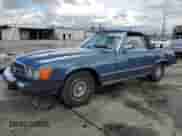 1984 Mercedes-Benz 380 SL z VIN WDBBA45A0EA010252, wystawiony jako Copart lot #85311625 z przebiegiem 75 448 mil mil oraz Szkoda całkowita • Salvage title. Historia ofert i sprzedaży dostępna na DreamBid. Obrazek 1.