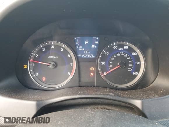 2013 Hyundai Accent GS с VIN KMHCT5AE1DU127085, выставлен на аукционе Copart как лот 71702685 с пробегом 152 363 миль миль и Списание • Salvage title. История ставок и продаж доступна на DreamBid. Изображение 9.