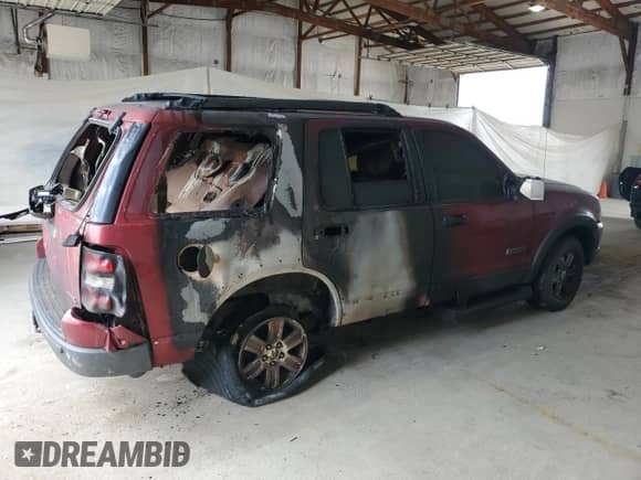2006 Ford Explorer XLT с VIN 1FMEU73E26UA04705, выставлен на аукционе Copart как лот 69213815 с пробегом Не указан миль и Списание • Salvage title. История ставок и продаж доступна на DreamBid. Изображение 3.