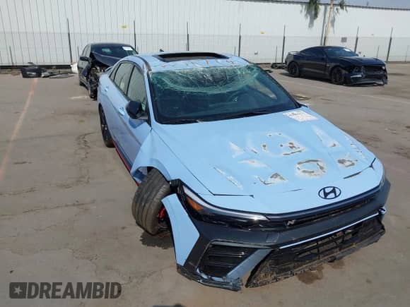 2025 Hyundai Elantra с VIN KMHLW4DK6SU027578, выставлен на аукционе IAAI как лот 43063175 с пробегом 5 326 миль миль и . История ставок и продаж доступна на DreamBid. Изображение 6.